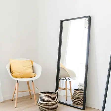 Airhosted - Centre Apartment *